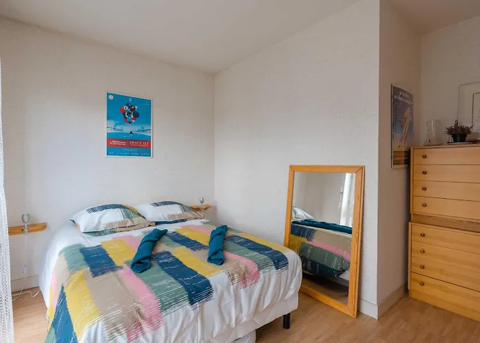 Apartment Charming With Parking Near Place Morny